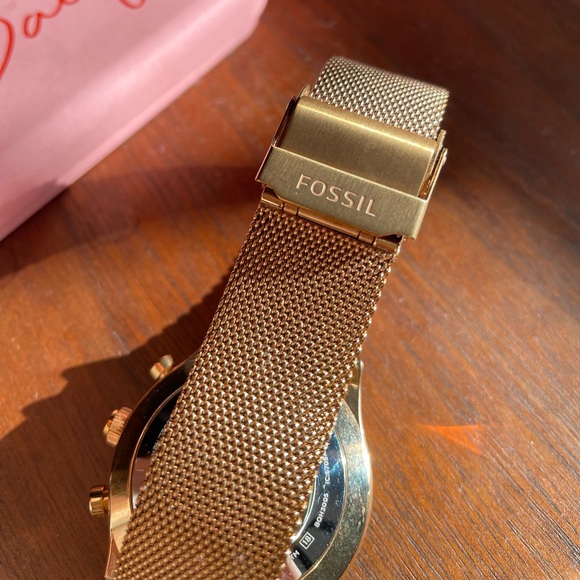 Ladies Rose Gold FOSSIL Hybrid Smart Watch ✨ - Picture 5 of 11